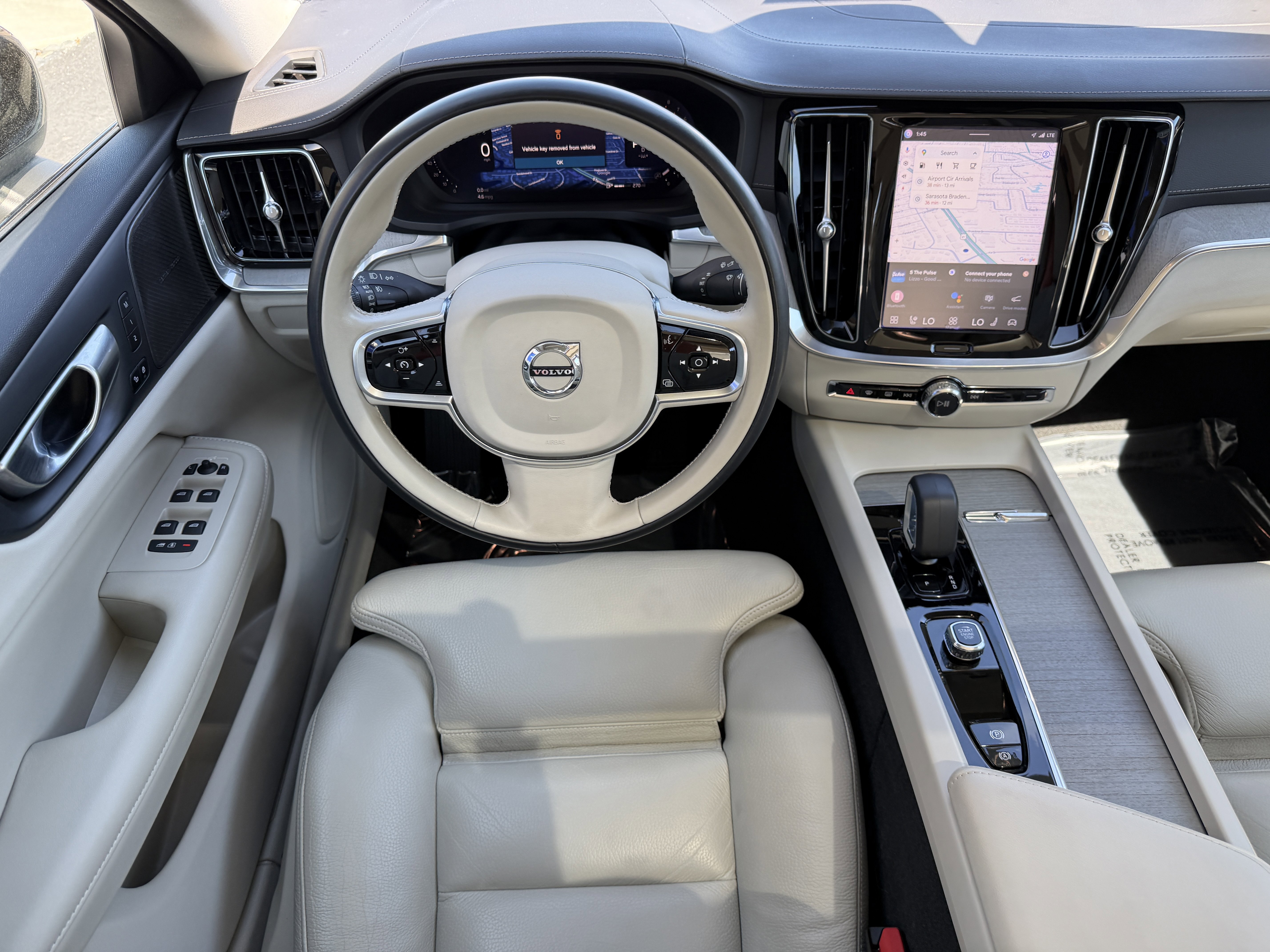 Certified 2023 Volvo S60 B5 Ultimate w/ Climate Package image 12