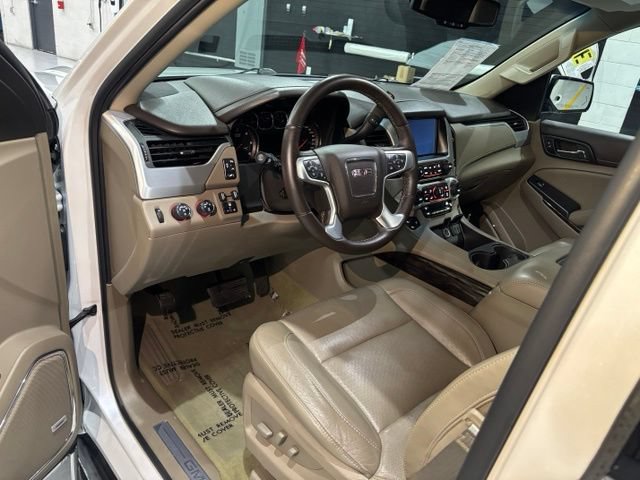 Used 2016 GMC Yukon SLT w/ Open Road Package AWD/4WD image 12