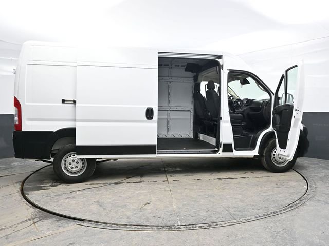 Used 2024 RAM ProMaster 2500 w/ Convenience Group image 44