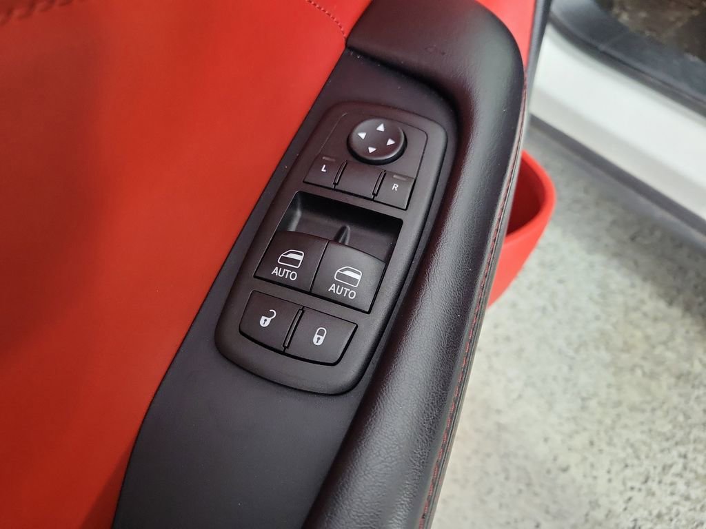 Used 2015 Dodge Challenger SXT Plus w/ Sound Group II image 15