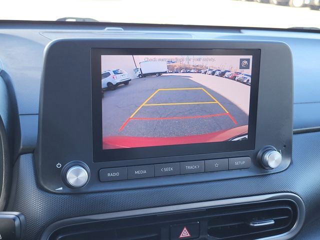 Used 2023 Hyundai Kona SE w/ Cargo Package image 17
