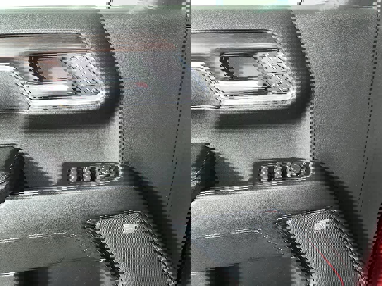 Used 2024 GMC Sierra 1500 SLT w/ SLT Premium Plus Package image 13