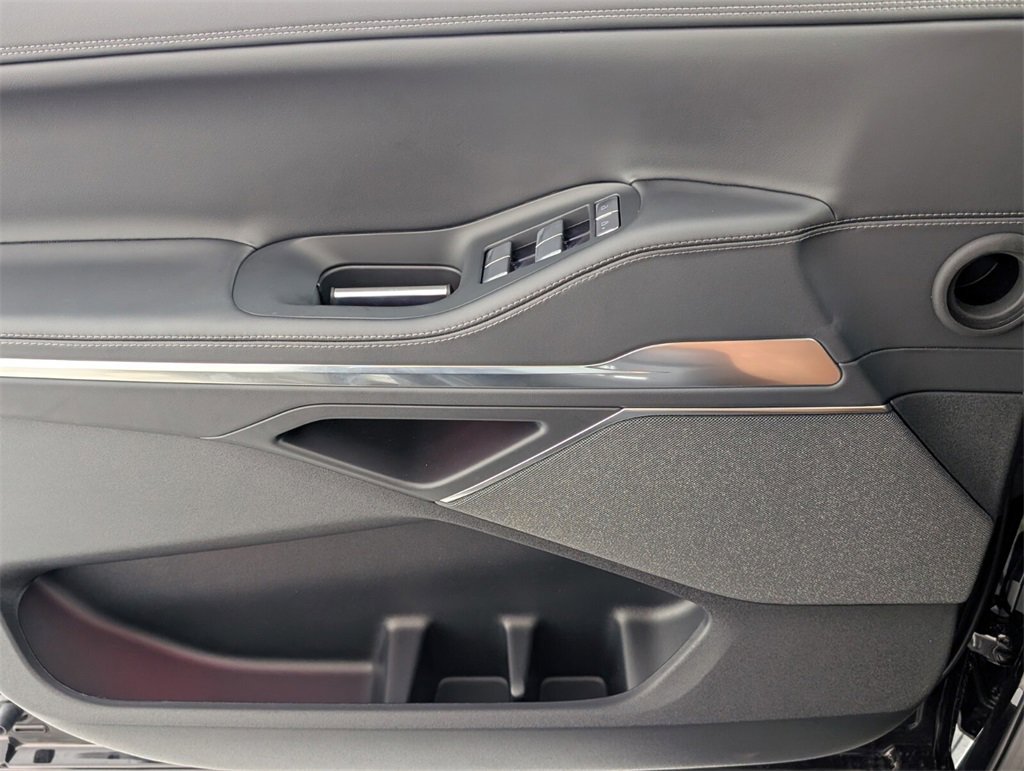 New 2025 Lincoln Navigator L Reserve w/ Jet Appearance Package image 14