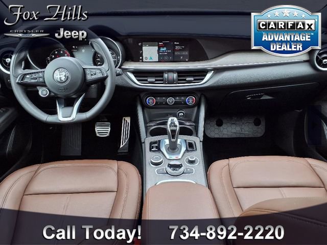 Used 2023 Alfa Romeo Stelvio Ti image 12