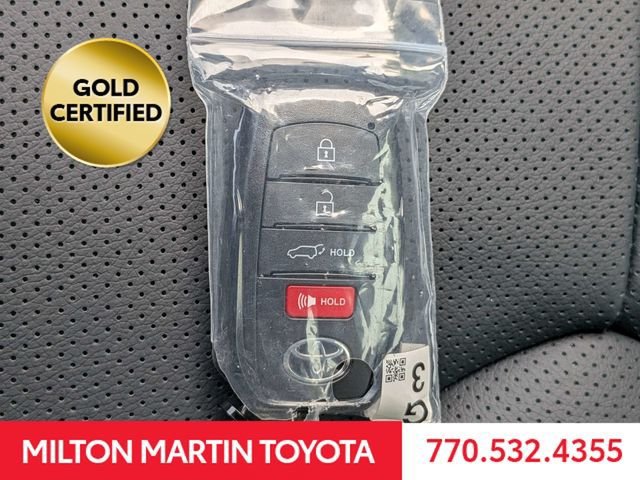 Certified 2026 Toyota Highlander Limited AWD/4WD image 31