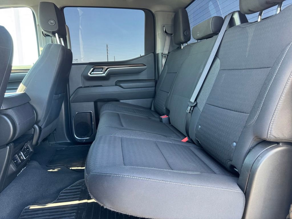 Used 2025 Chevrolet Silverado 1500 LT image 16