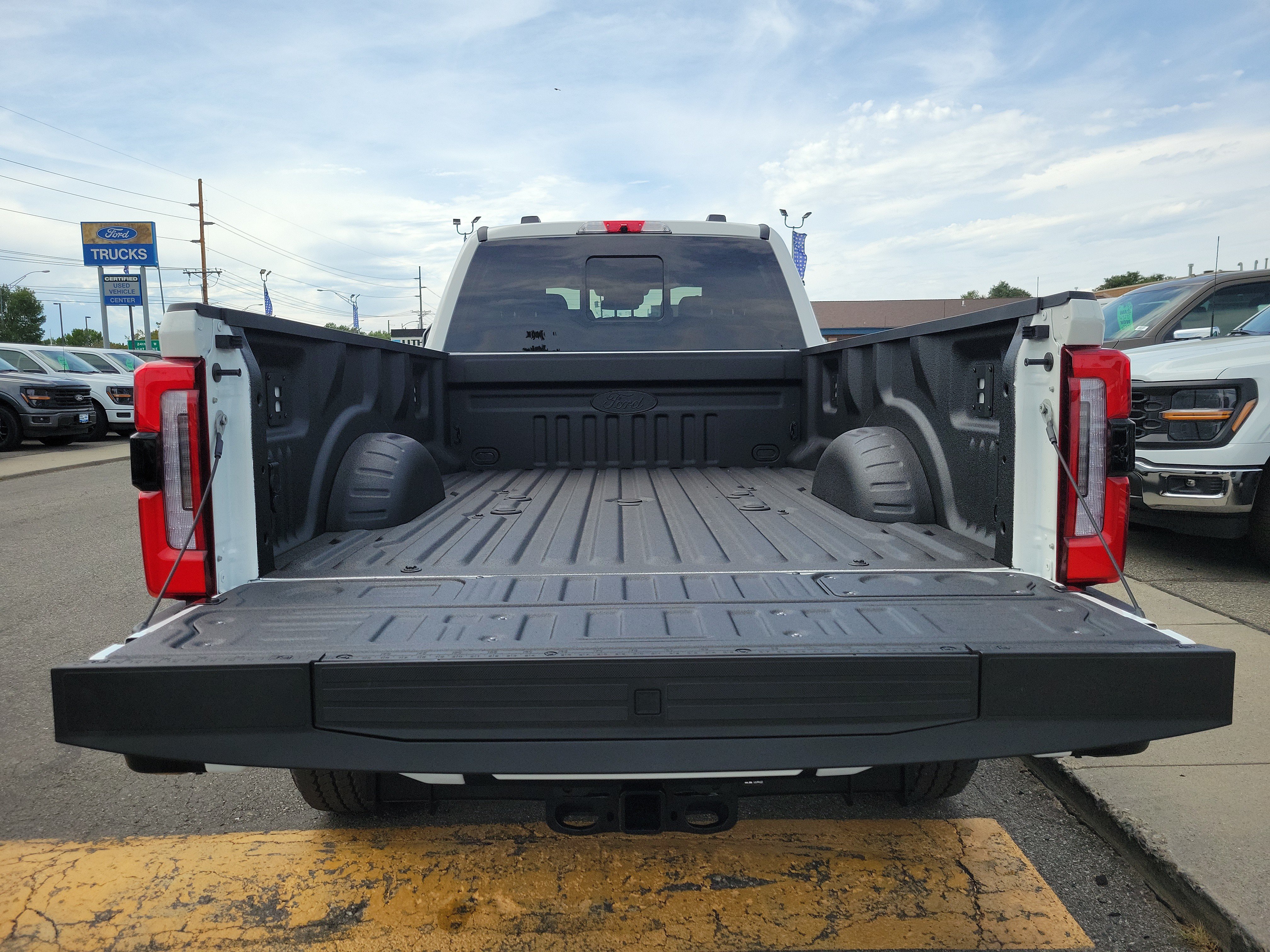 New 2026 Ford F350 Platinum AWD/4WD image 11