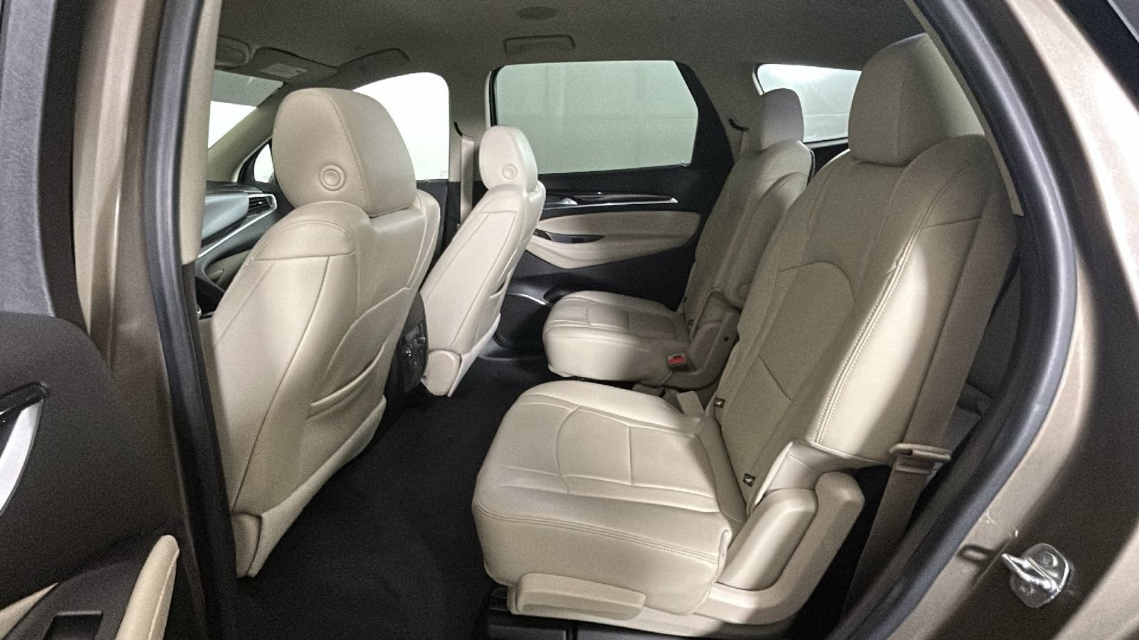 Used 2020 Buick Enclave Essence w/ LPO, Floor Liner Package FWD image 32