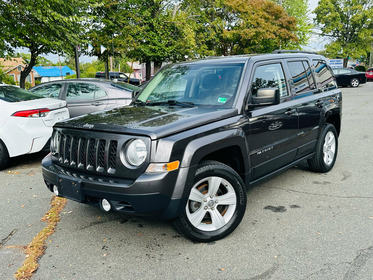 Used 2015 Jeep Patriot Sport w/ Power Value Group image 2