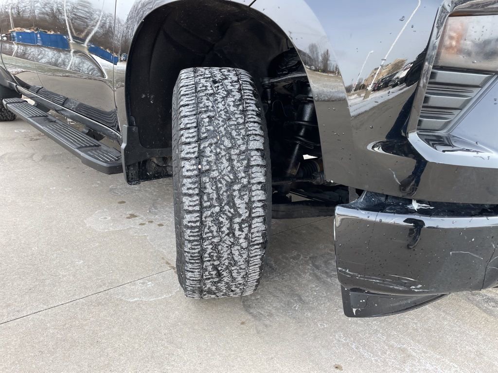 Used 2023 Chevrolet Silverado 1500 Custom image 16