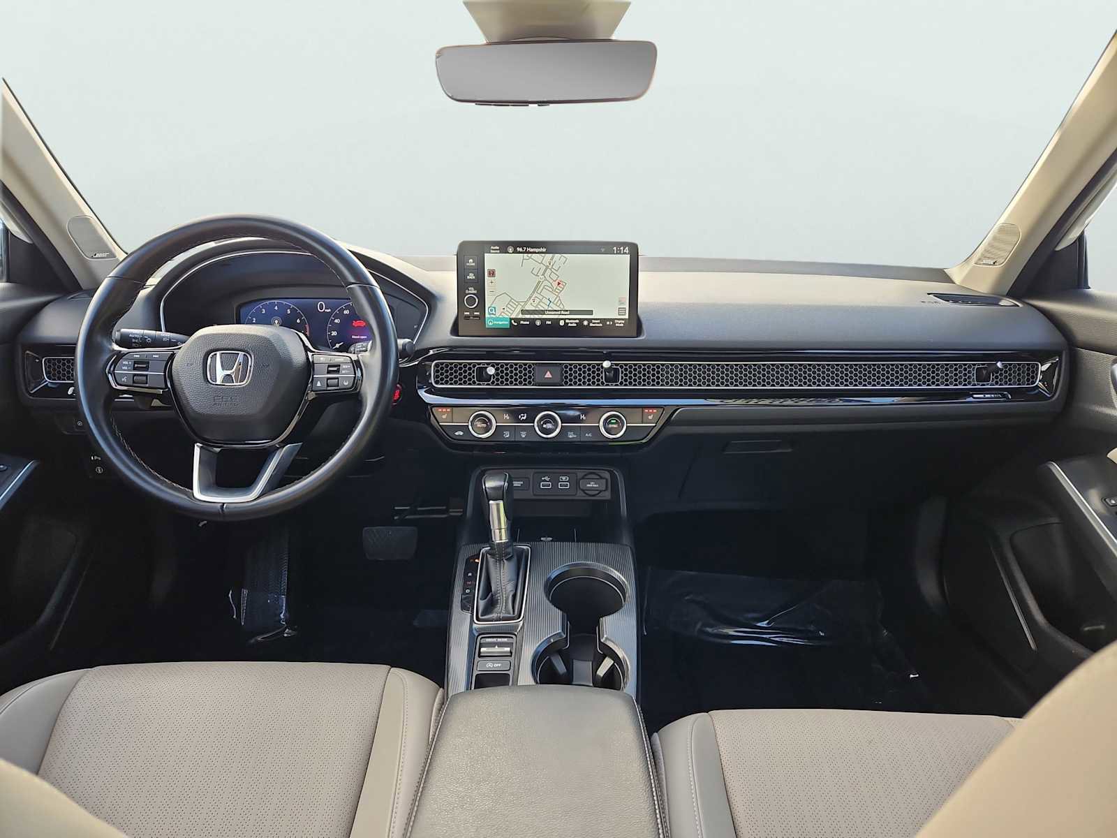 Certified 2024 Honda Civic Touring image 3