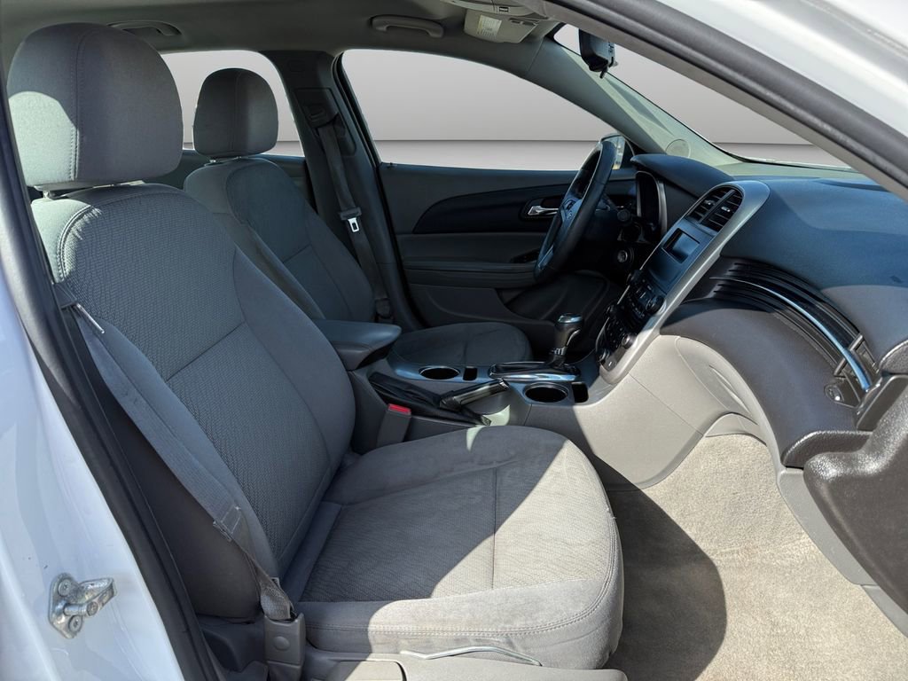 Used 2015 Chevrolet Malibu LS FWD image 20