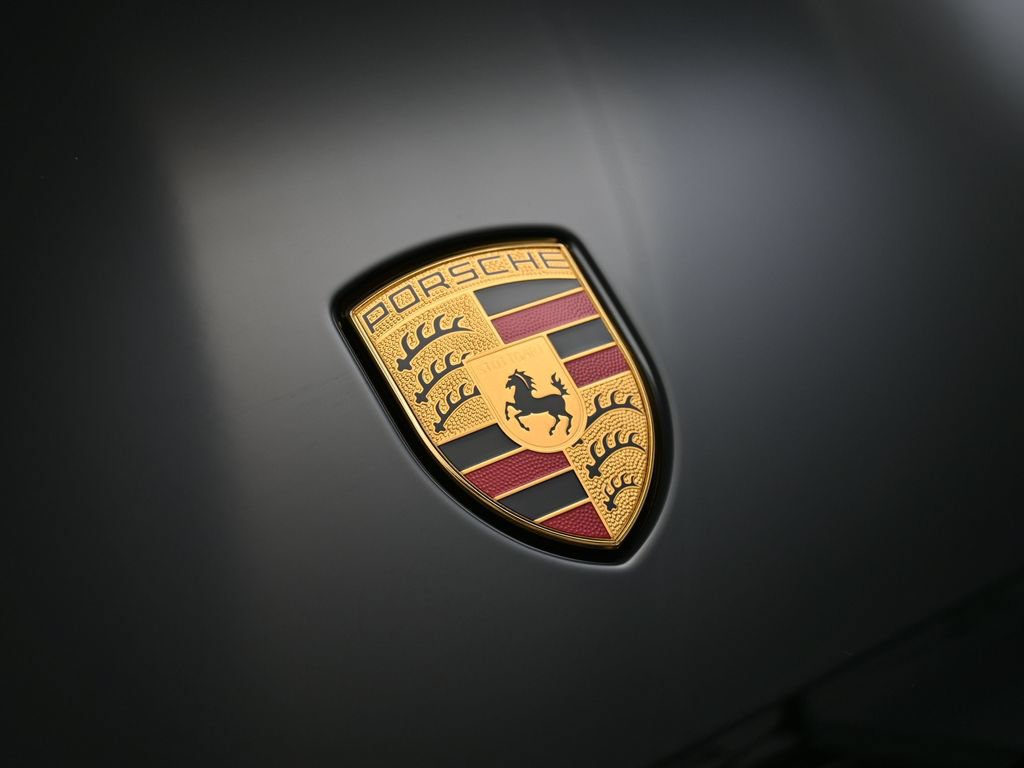 Certified 2026 Porsche Macan AWD/4WD image 13