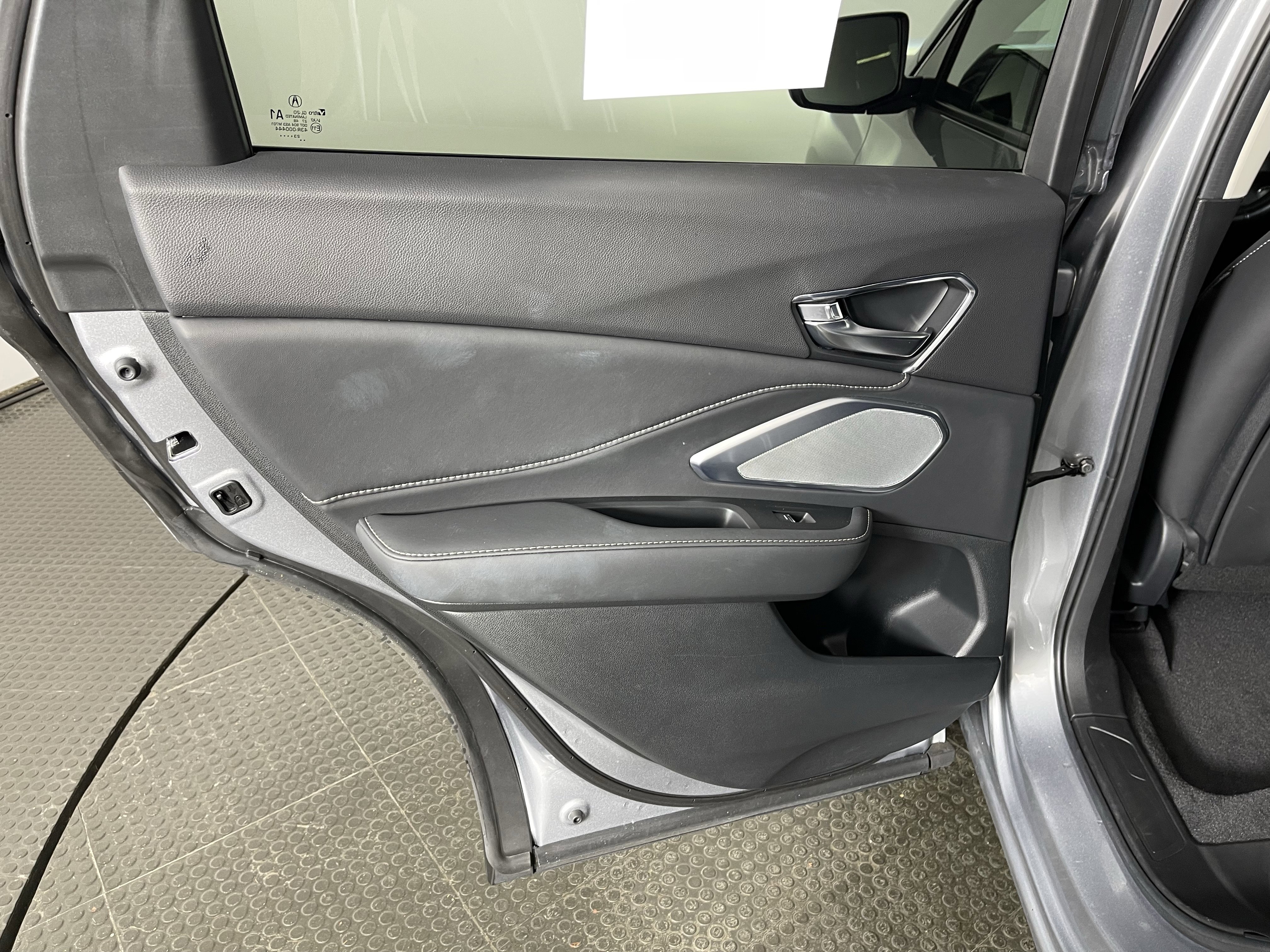 Used 2024 Acura RDX SH-AWD w/ Advance Package image 15