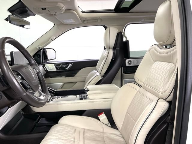 Used 2022 Lincoln Navigator L Black Label AWD/4WD image 26