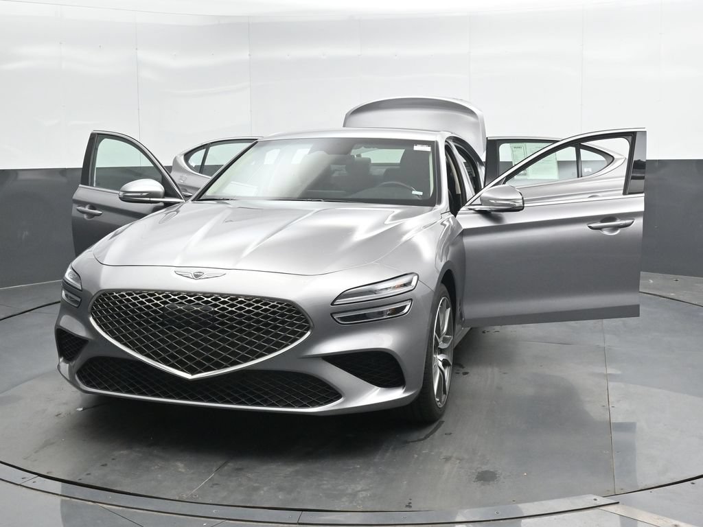 Used 2025 Genesis G70 2.5T AWD/4WD image 49