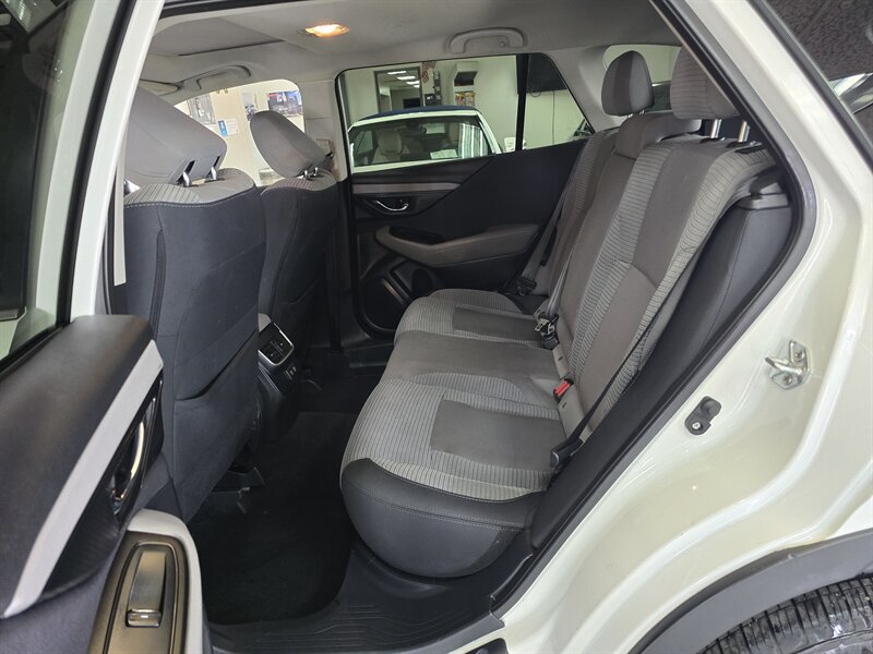 Used 2022 Subaru Outback Premium AWD/4WD image 12