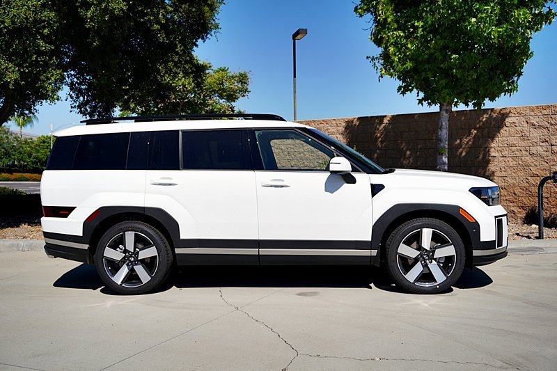 New 2025 Hyundai Santa Fe Limited image 7