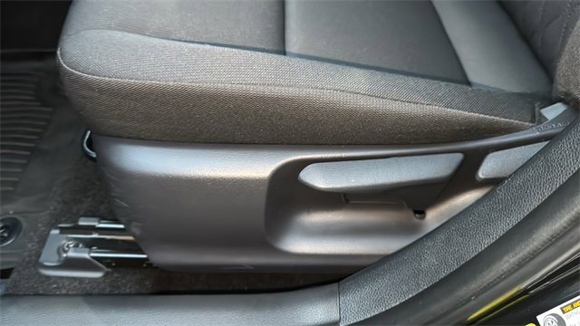 Used 2024 Toyota Corolla LE image 24