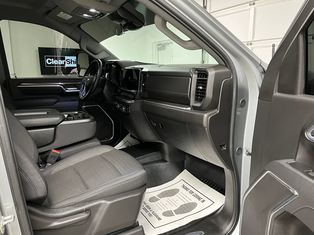 Used 2025 Chevrolet Silverado 2500 LT w/ Convenience Package AWD/4WD image 56