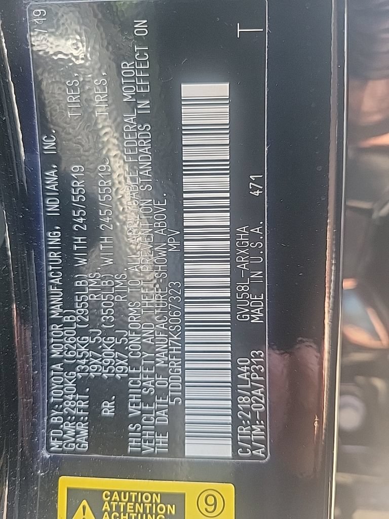 Used 2019 Toyota Highlander Limited Platinum AWD/4WD image 32