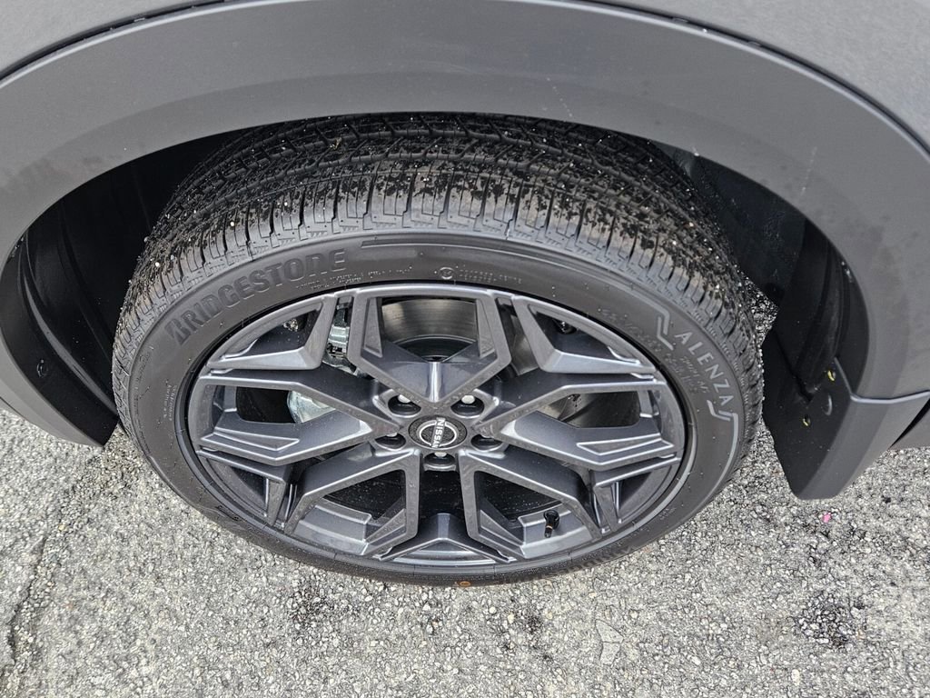 New 2026 Nissan Kicks SR w/ Cold Weather Package image 18