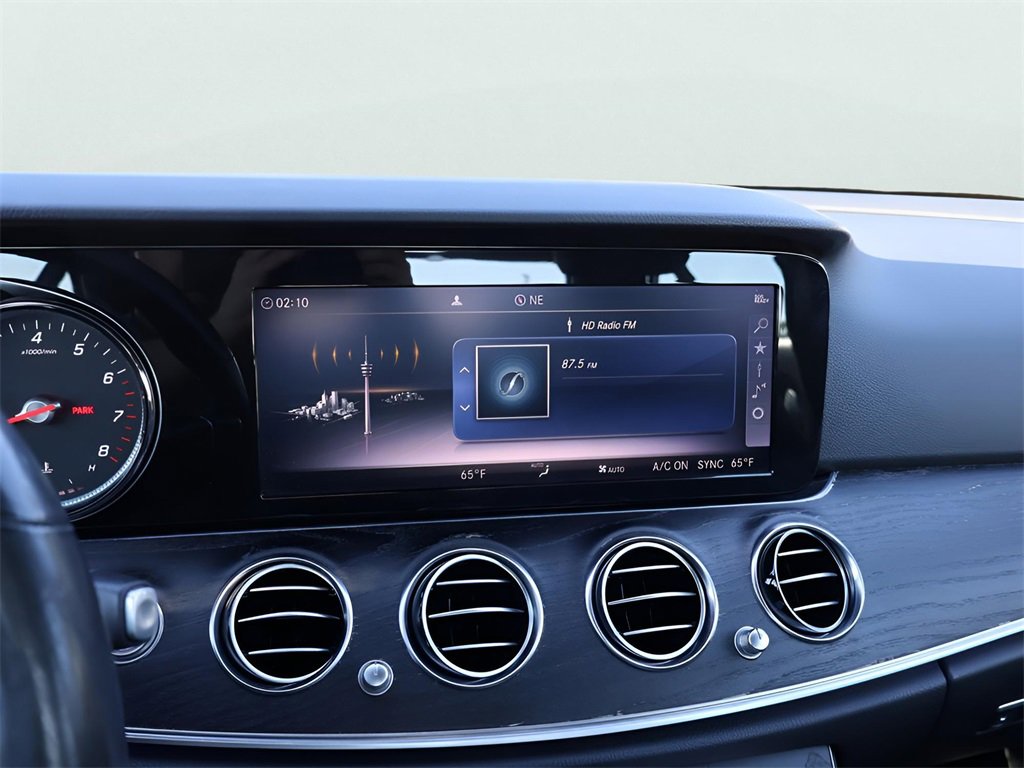 Used 2019 Mercedes-Benz E 300 4MATIC image 23