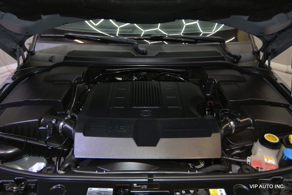 Used 2011 Land Rover Range Rover Sport HSE image 33
