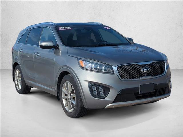 Used 2018 Kia Sorento SX image 4