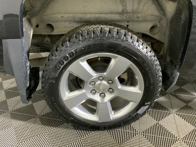 Used 2018 Chevrolet Silverado 1500 LT w/ All Star Edition AWD/4WD image 13
