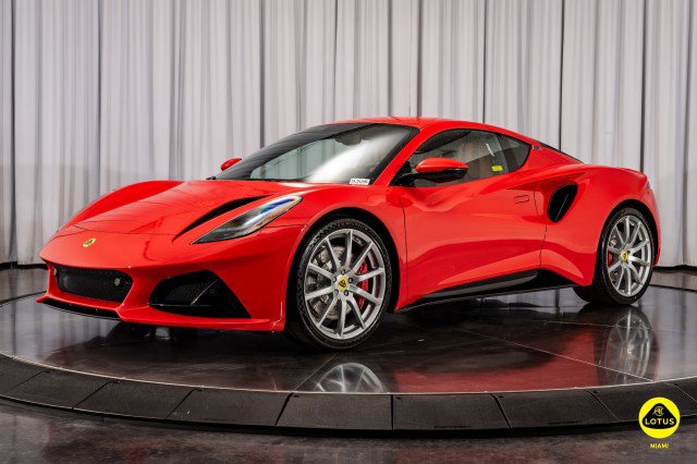 New 2025 Lotus Emira image 5