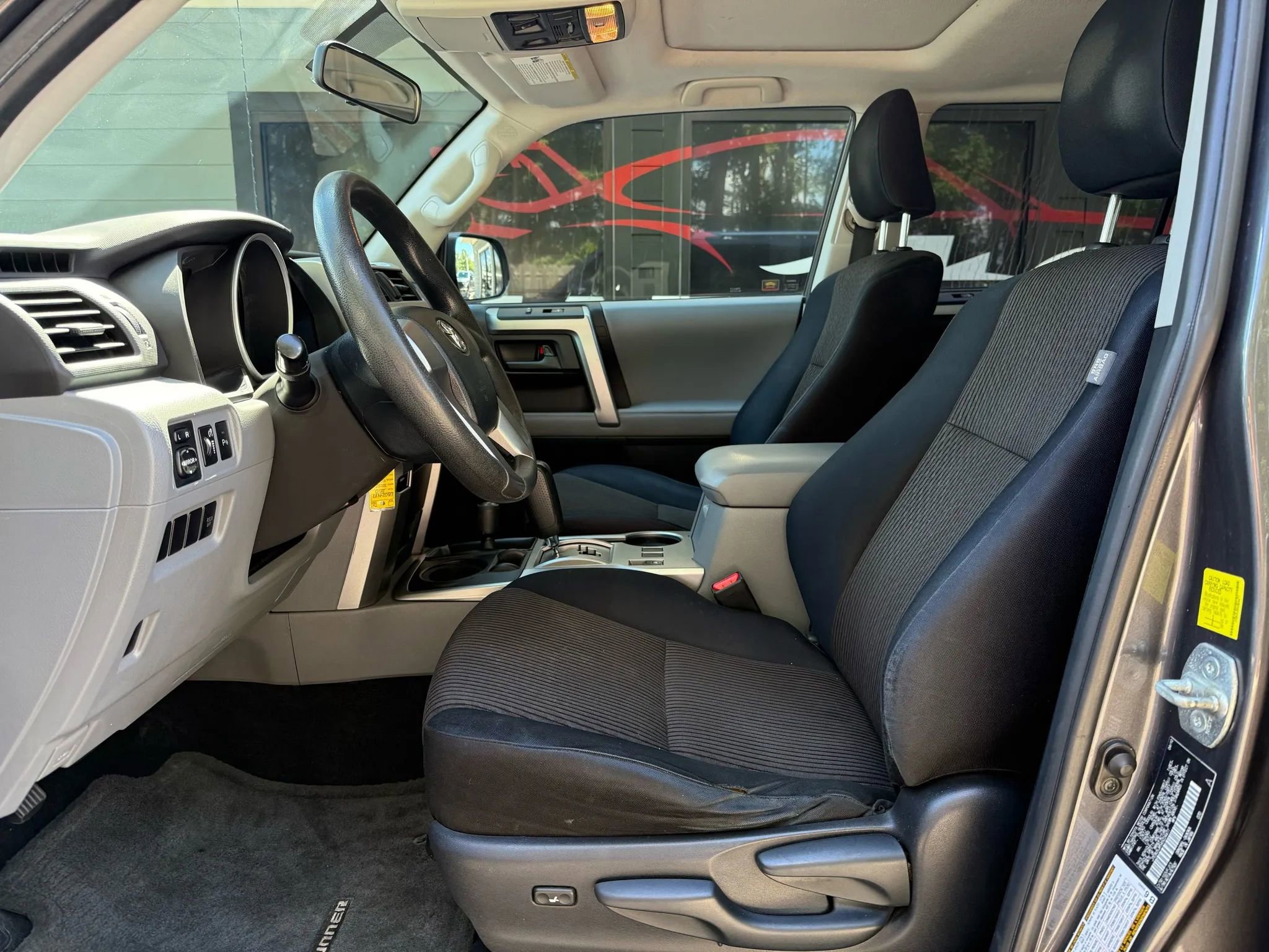 Used 2010 Toyota 4Runner SR5 image 11