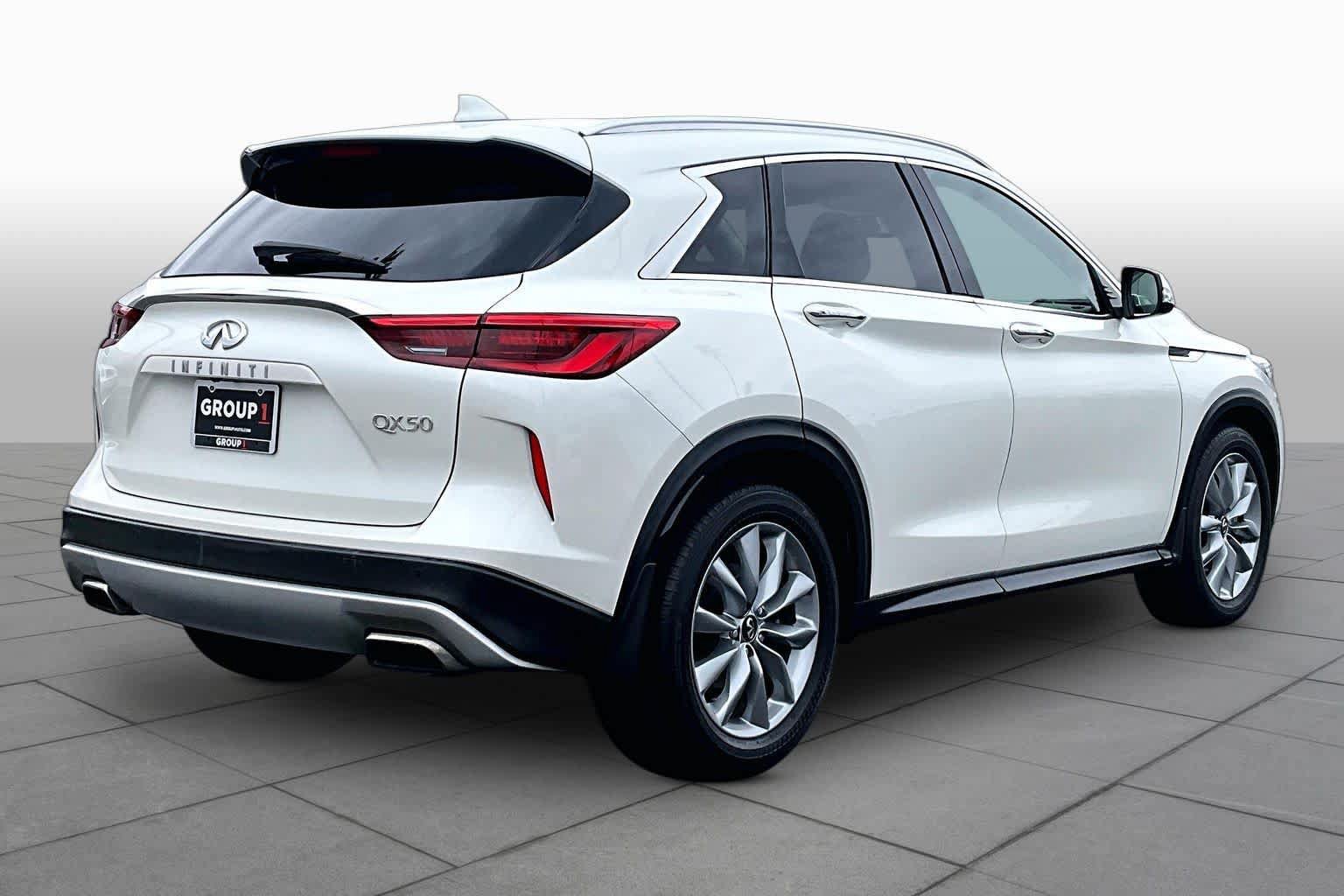 Used 2021 INFINITI QX50 Luxe w/ Cargo Package FWD image 12