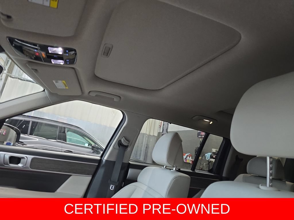 Certified 2026 Hyundai Santa Fe Limited AWD/4WD image 30