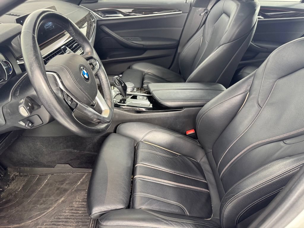 Used 2018 BMW 540i xDrive AWD/4WD image 13