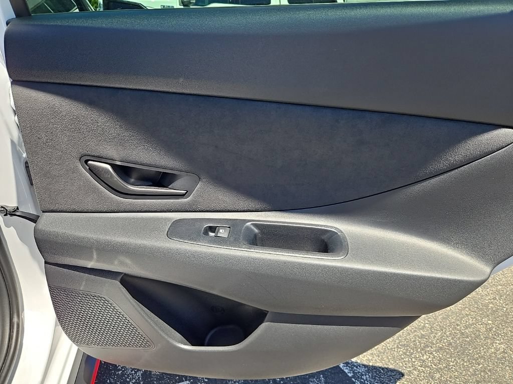 Certified 2025 Hyundai Elantra N FWD image 34