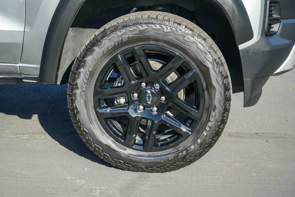 Used 2024 Chevrolet Colorado Trail Boss w/ Advanced Trailering Package AWD/4WD image 11