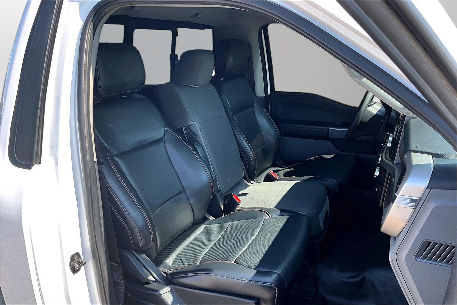 Used 2023 Ford F150 XL w/ XL Chrome Appearance Package AWD/4WD image 5