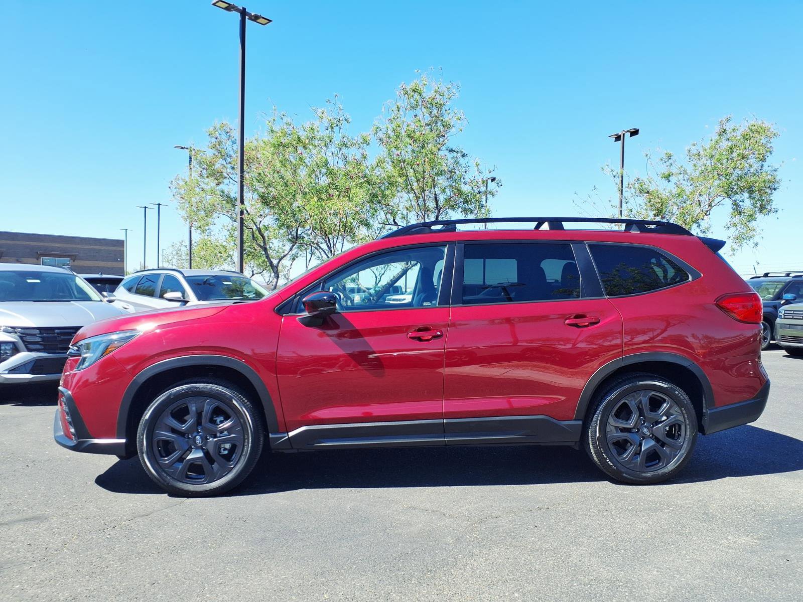 Used 2024 Subaru Ascent Onyx Edition Limited AWD/4WD image 3