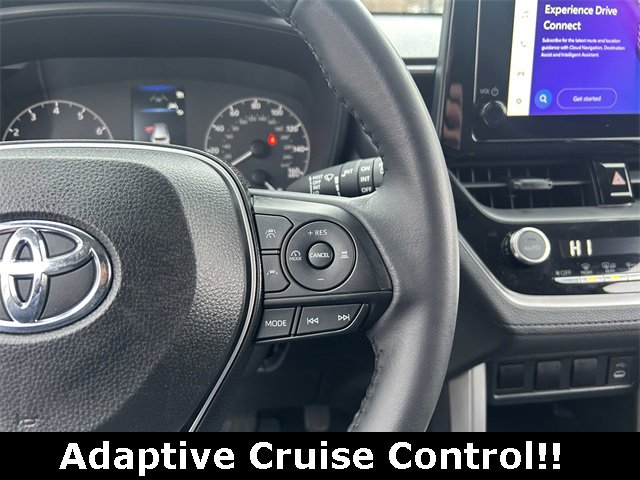 Used 2024 Toyota Corolla Cross LE image 6