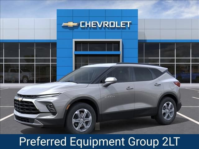 New 2026 Chevrolet Blazer LT w/ Convenience Package FWD image 2