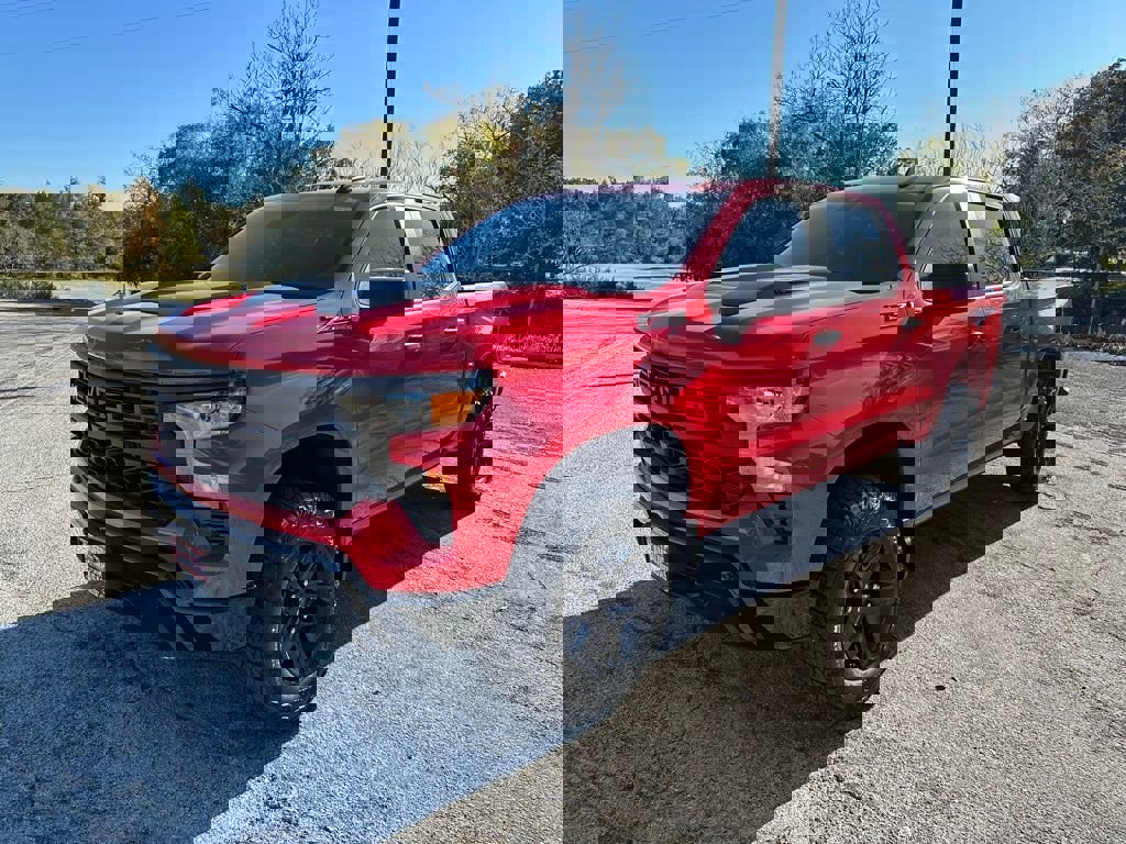 New 2026 Chevrolet Silverado 1500 Custom Trail Boss w/ Dark Appearance Package image 1