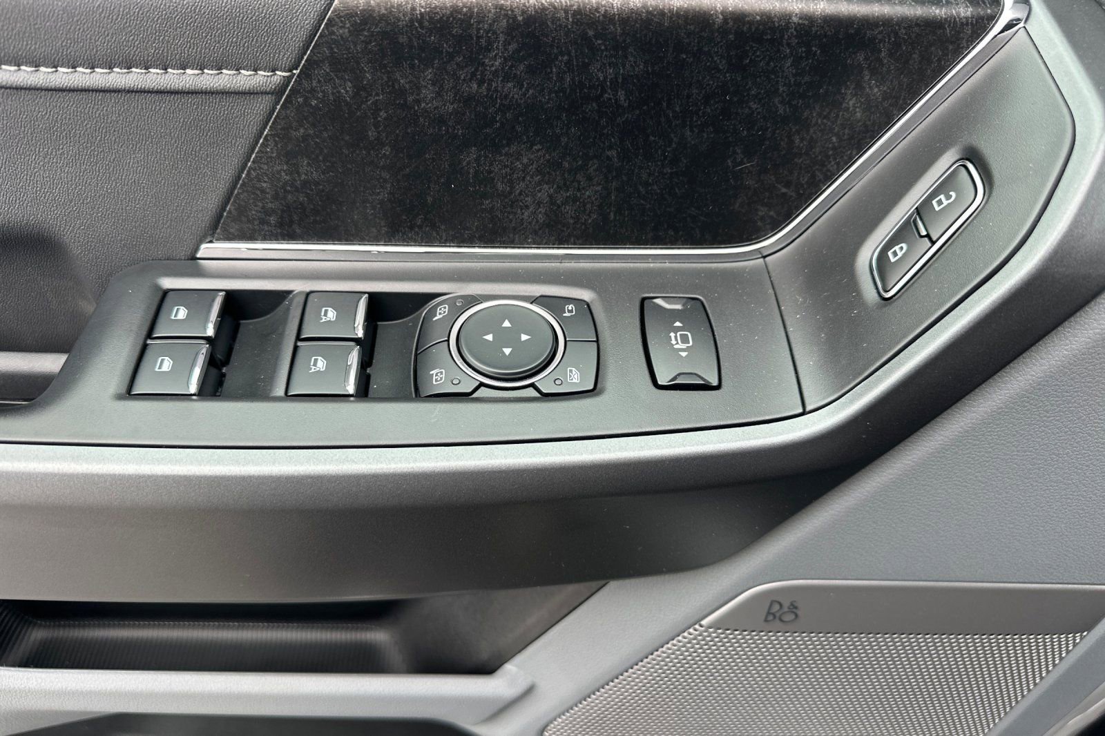 New 2026 Ford F250 XLT w/ XLT Premium Package image 10