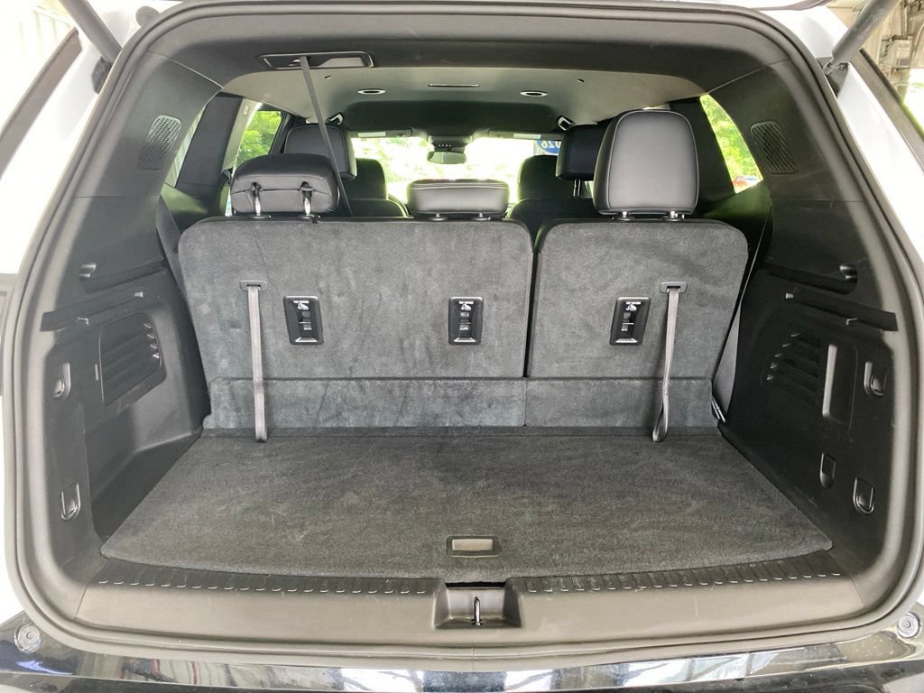 Certified 2026 Buick Enclave Sport Touring AWD/4WD image 9