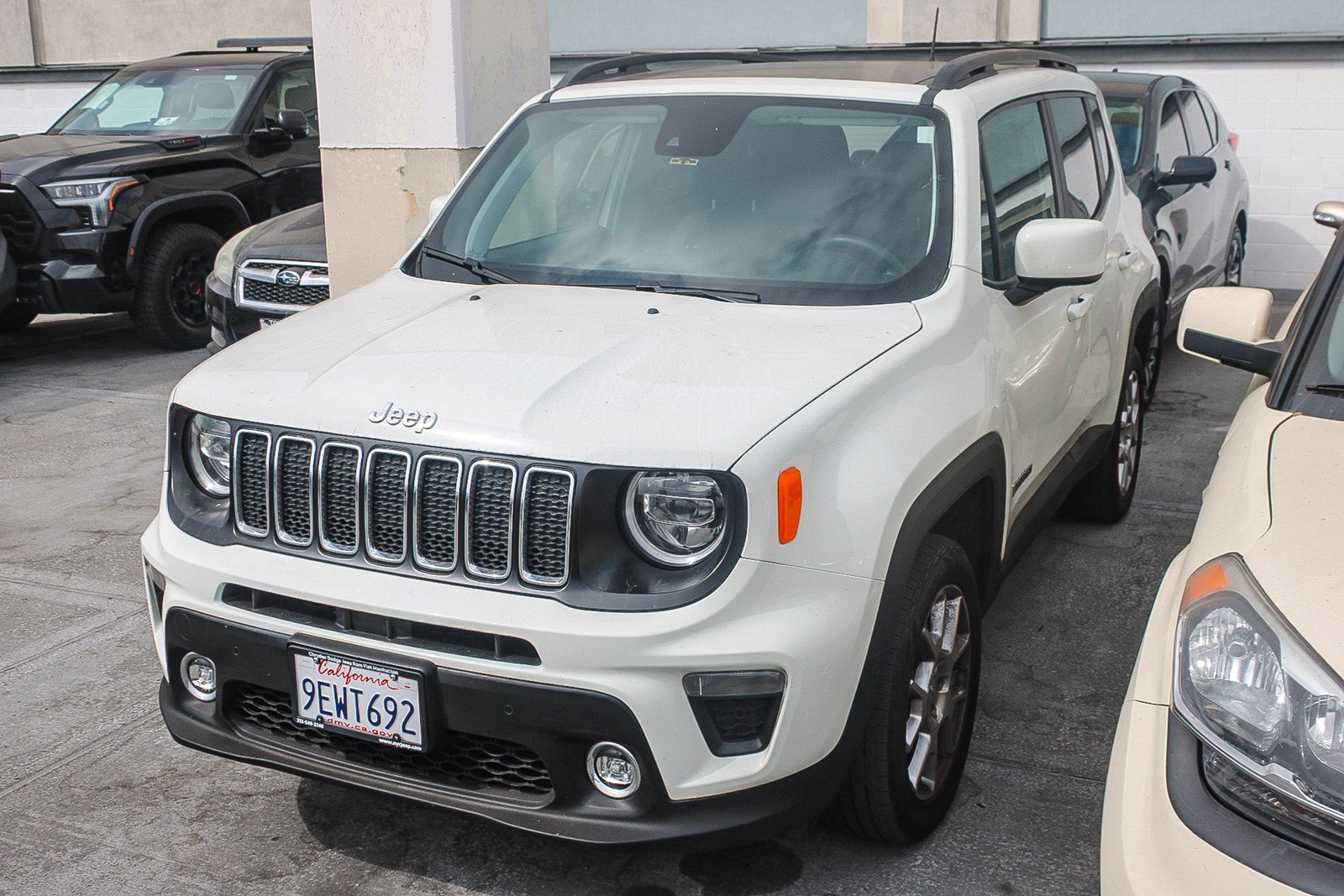 Used 2021 Jeep Renegade Latitude w/ Luxury Group I AWD/4WD image 5
