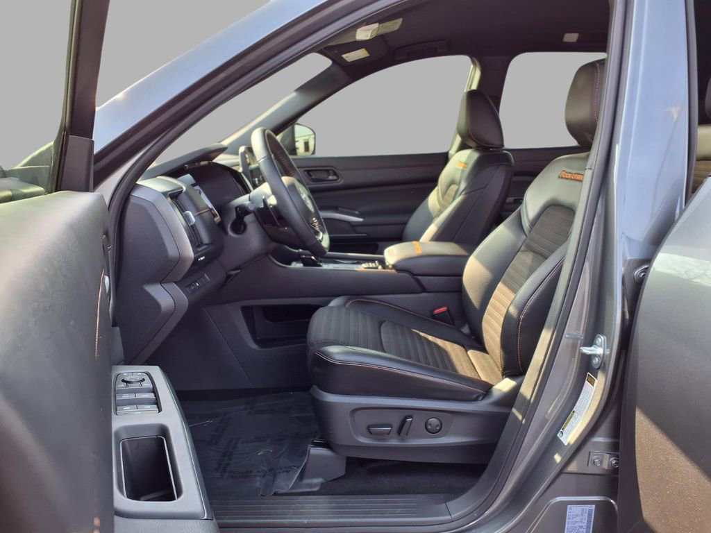 Certified 2024 Nissan Pathfinder Rock Creek image 22
