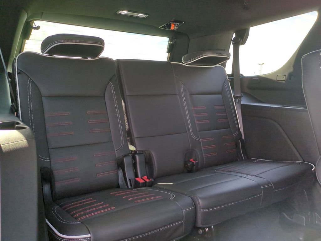 New 2026 GMC Yukon AT4 Ultimate AWD/4WD image 32