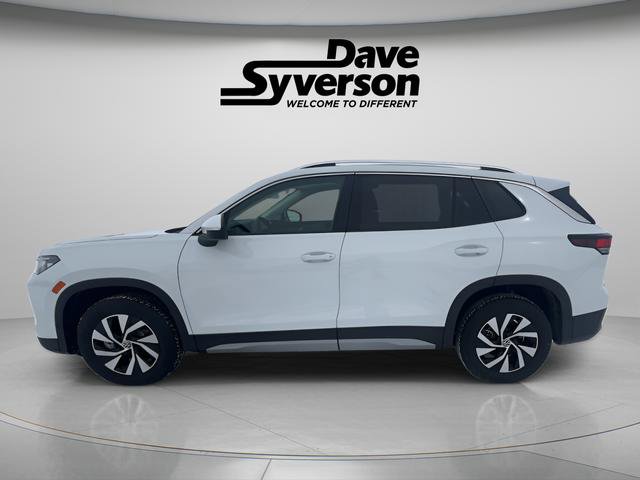 New 2026 Volkswagen Tiguan S AWD/4WD image 2