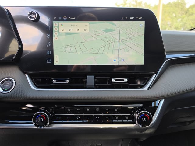 New 2027 Chevrolet Equinox LT w/ Convenience Package II FWD image 24