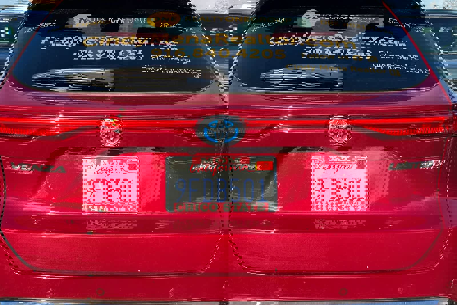 Used 2023 Toyota Venza Limited image 16